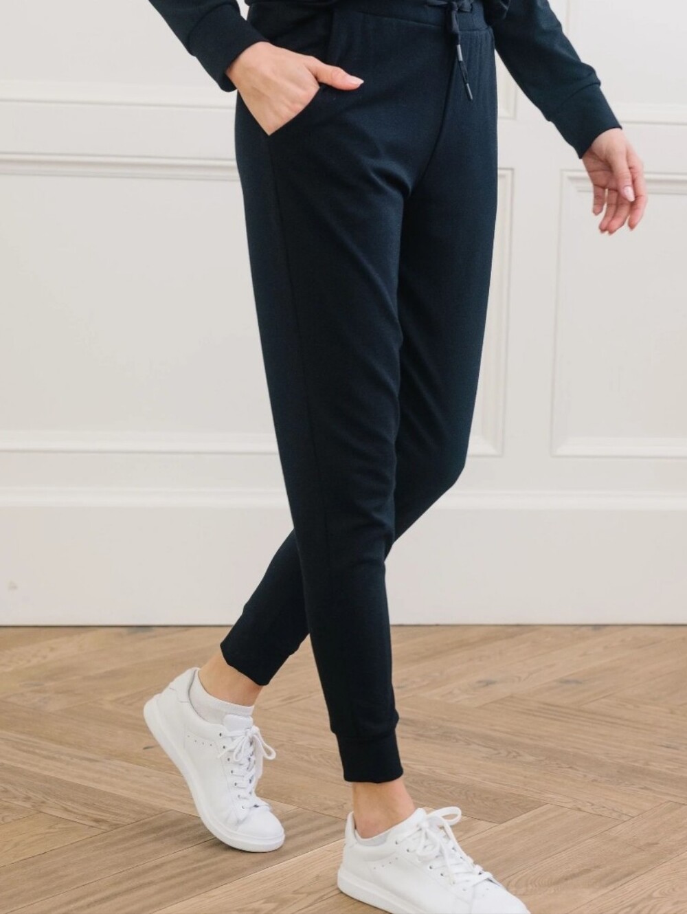 Cozy Earth Women's Bamboo Ultra Soft Jogger Pant Black XL Tall NWT - Picture 7 of 15